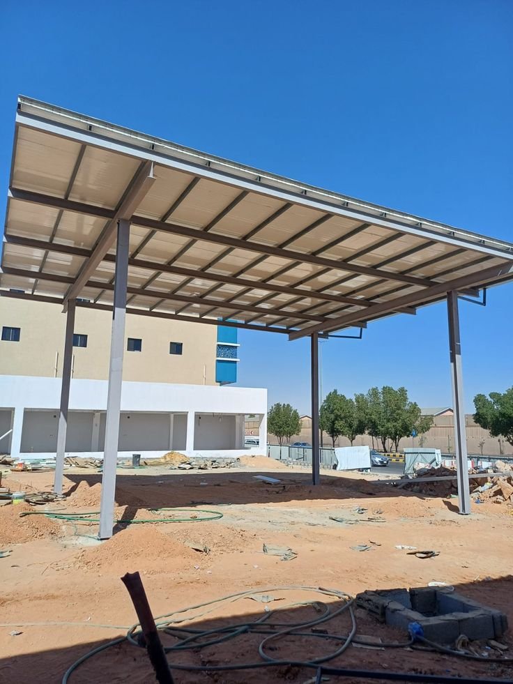 بناء وتصميم هناجر ومستودعات حديد احترافية في الرياض - مؤسسة العثمان تصميم-وبناء-هناجر-ومستودعات-الرياض تنفيذ مشاريع الهناجر والمستودعات بأعلى معايير الجودة والأمان في الرياض. صورة توضح أعمال مؤسسة العثمان في بناء وإنشاء الهناجر والمستودعات الحديدية الصناعية والتجارية في مدينة الرياض بأفضل المواصفات والهياكل المقاومة.

