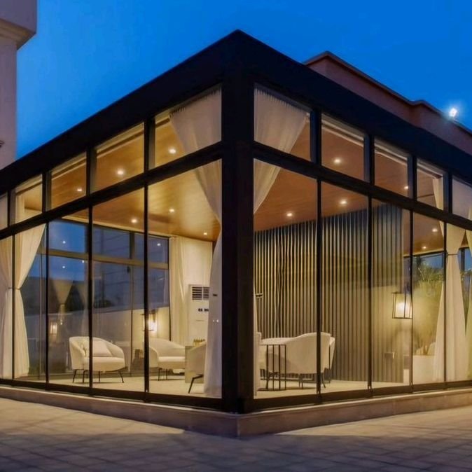 بناء غرف وملاحق وتركيب سقف ساندوتش بانل عازل للحرارة في الرياض