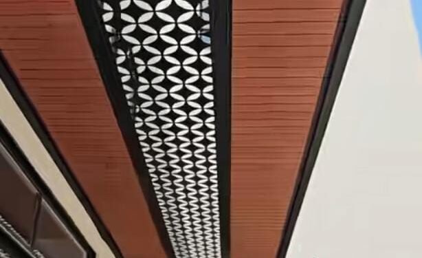 تركيب سواتر حديد مجدول وشرائح وسواتر قماش للمنازل والفلل في الرياض